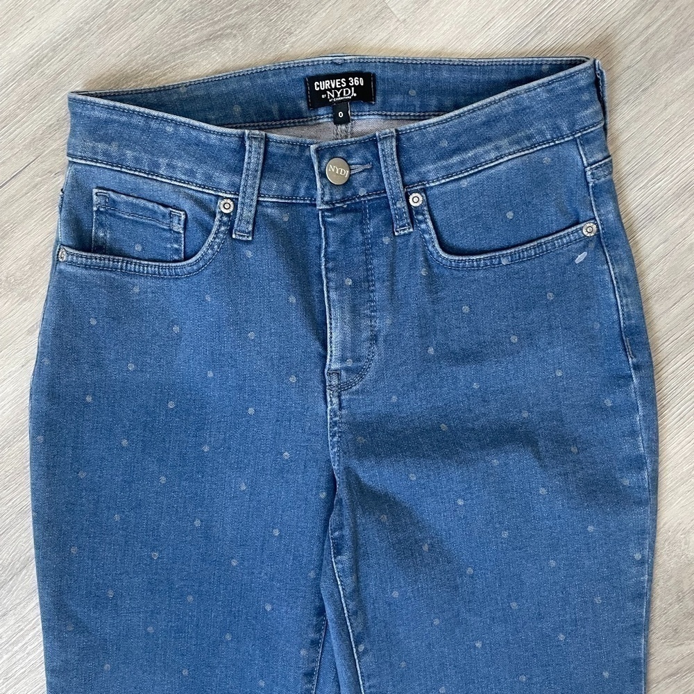 NYDJ Curves 360 Polka Dot Blue Straight Ankle Jeans - Picture 7 of 8